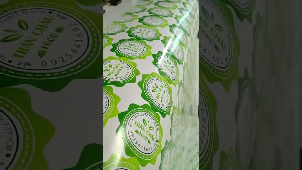 Máy In Decal Đang Hoạt Động | XƯỞNG IN DOSI