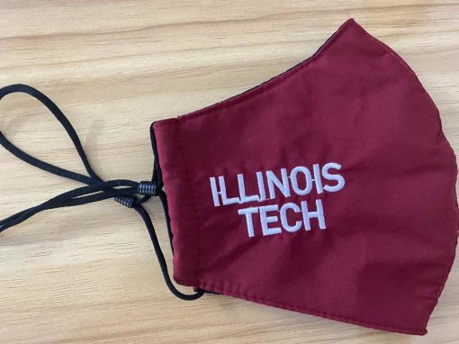 khau trang theu 3 lop mau khau trang theu logo illinois tech mau do rotated