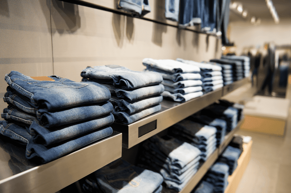   May quần jeans gia công theo yêu cầu của khách hàng - Xưởng may Dosi TPHCM