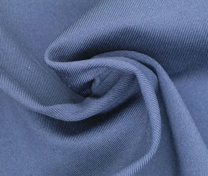 Polyester dung may ao thun